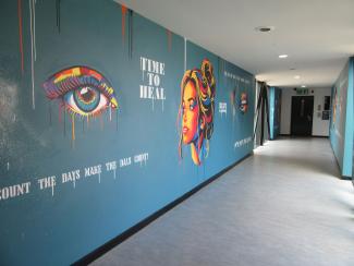 alt view of mural